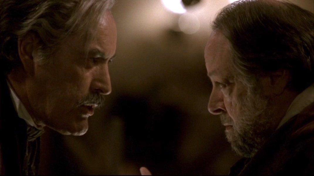 Cy and Eddie in DEADWOOD 1x09 - No Other Sons or Daughters