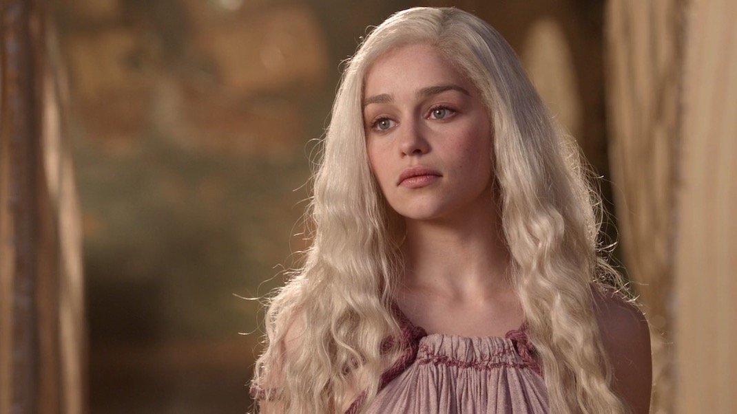 Daenerys in GOT 1x01 - Winter is Coming